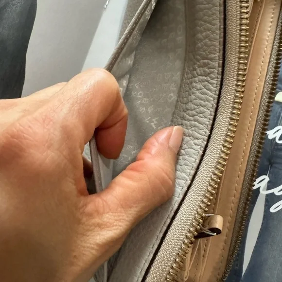 New - Kate Spade zip around wallet in taupe gray - Picture 5 of 9